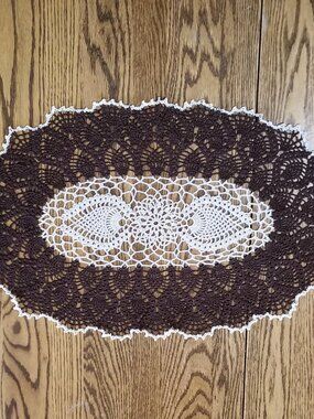 New Fudge Brown & Natural Vintage Style Pineapple Doily